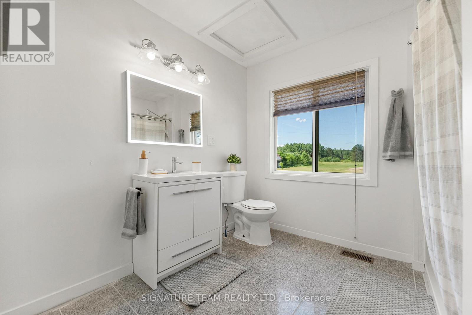 136 Sunrise Road, Killaloe, Ontario  K0J 2A0 - Photo 17 - X12276678