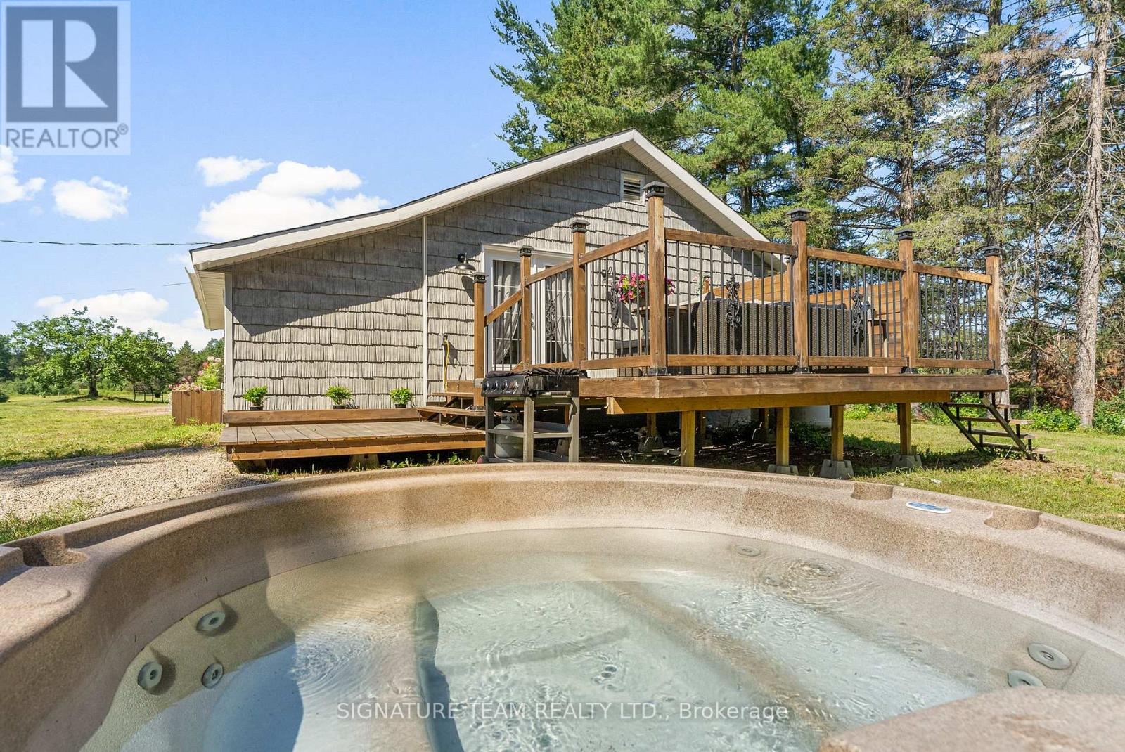 136 Sunrise Road, Killaloe, Ontario  K0J 2A0 - Photo 5 - X12276678