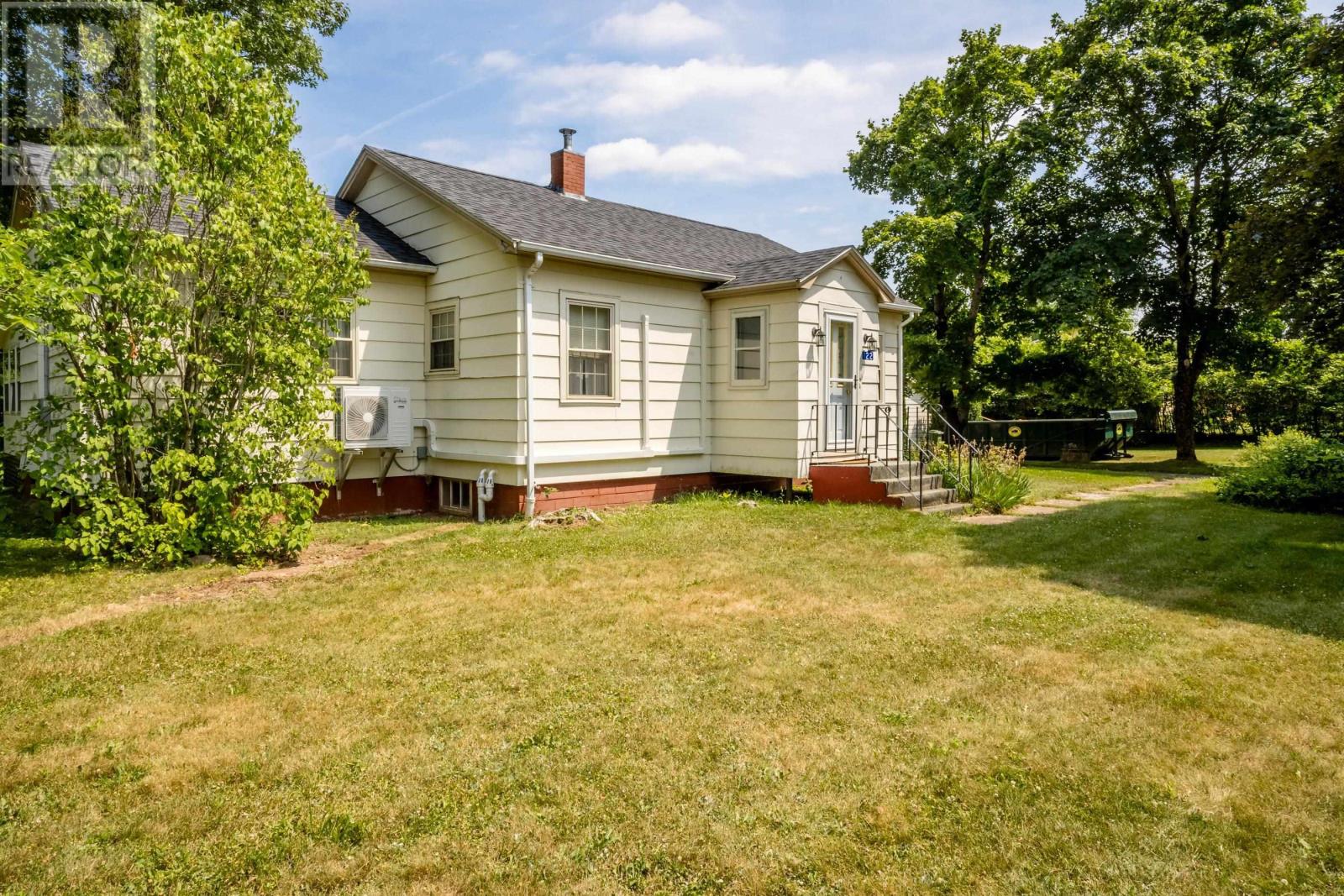 122 Maple Avenue, Berwick, Nova Scotia  B0P 1E0 - Photo 3 - 202509275