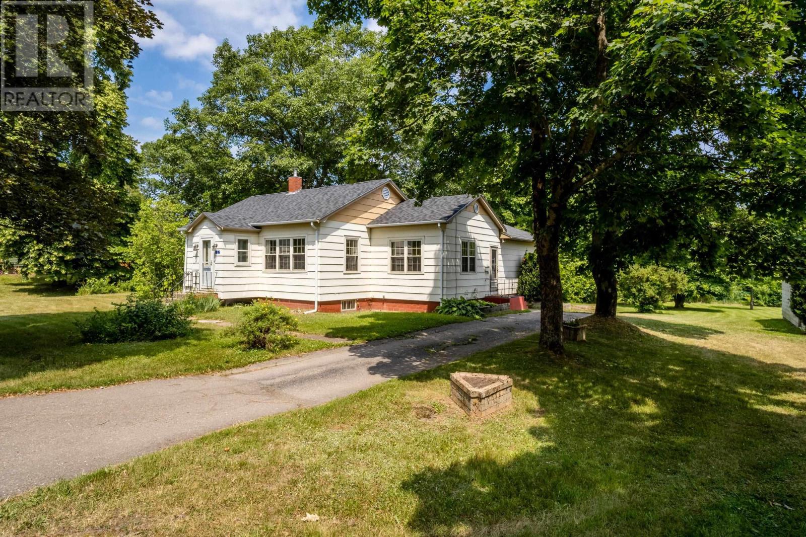 122 Maple Avenue, Berwick, Nova Scotia  B0P 1E0 - Photo 2 - 202509275