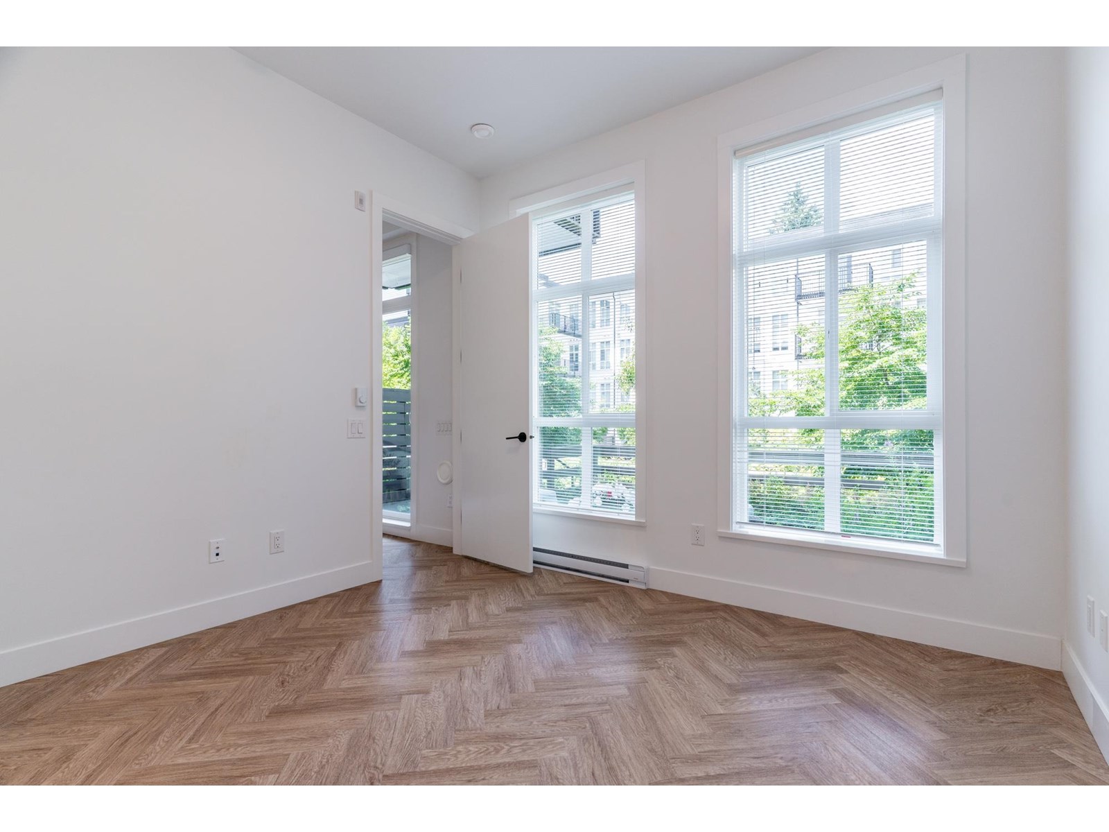 106 13933 105 Boulevard, Surrey, British Columbia  V3T 0R6 - Photo 10 - R3025558
