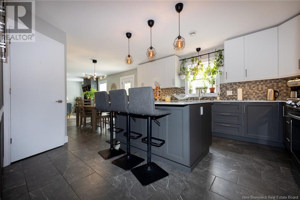 Property at 636 Deerwood Drive image 4