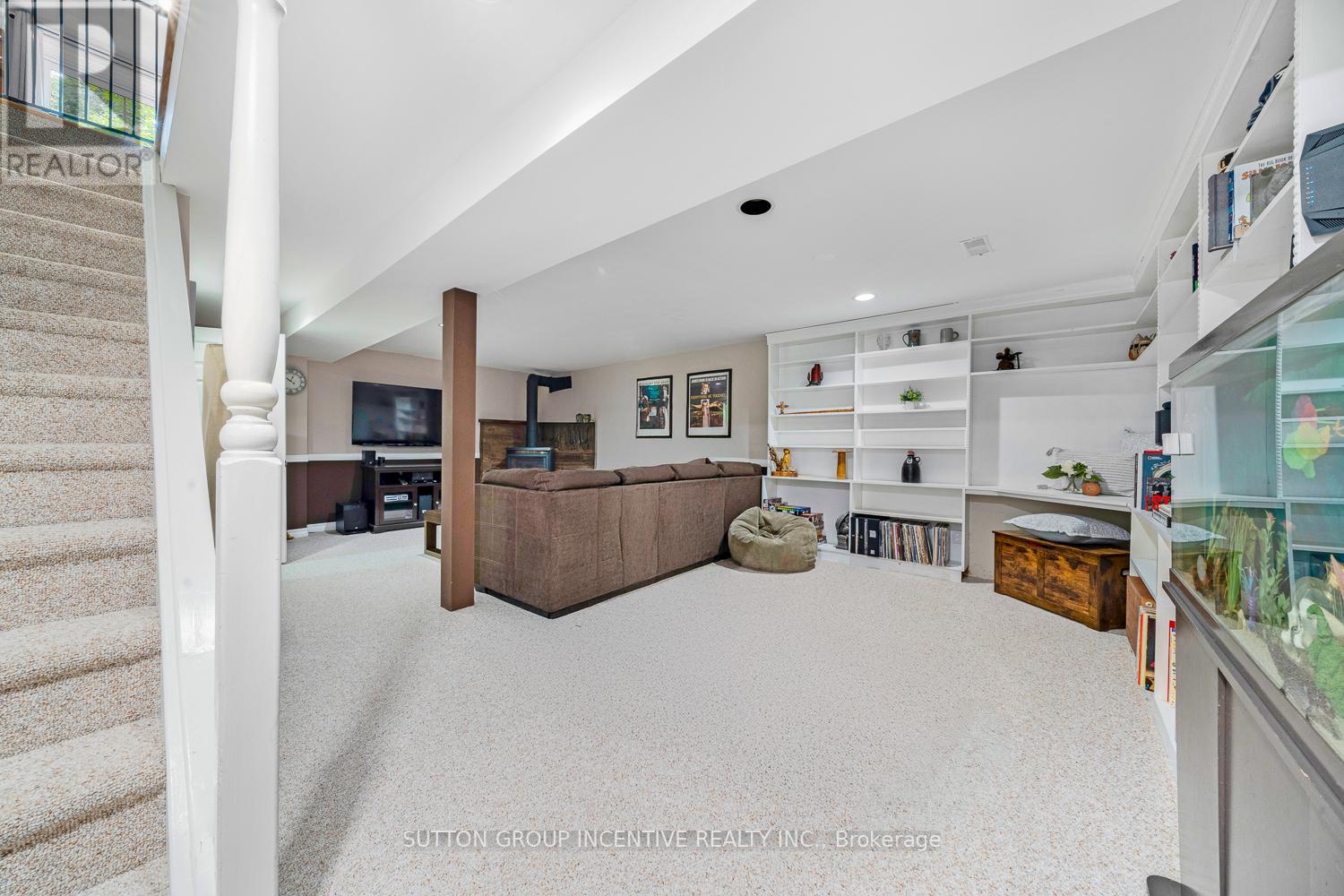 18 Heritage Road, Innisfil (Cookstown), Ontario  L0L 1L0 - Photo 33 - N12276687