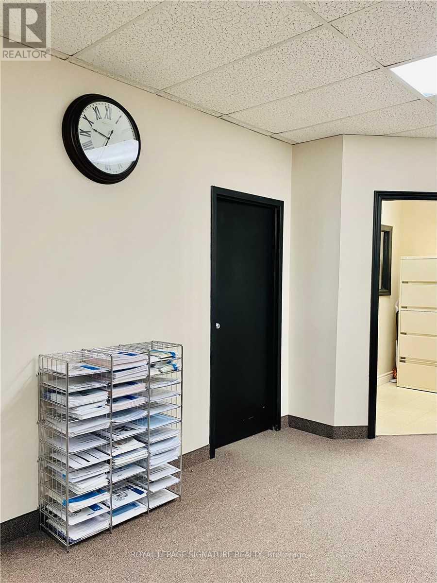 207 - 2750 14th Avenue, Markham (Milliken Mills West), Ontario  L3R 0B6 - Photo 13 - N12276720