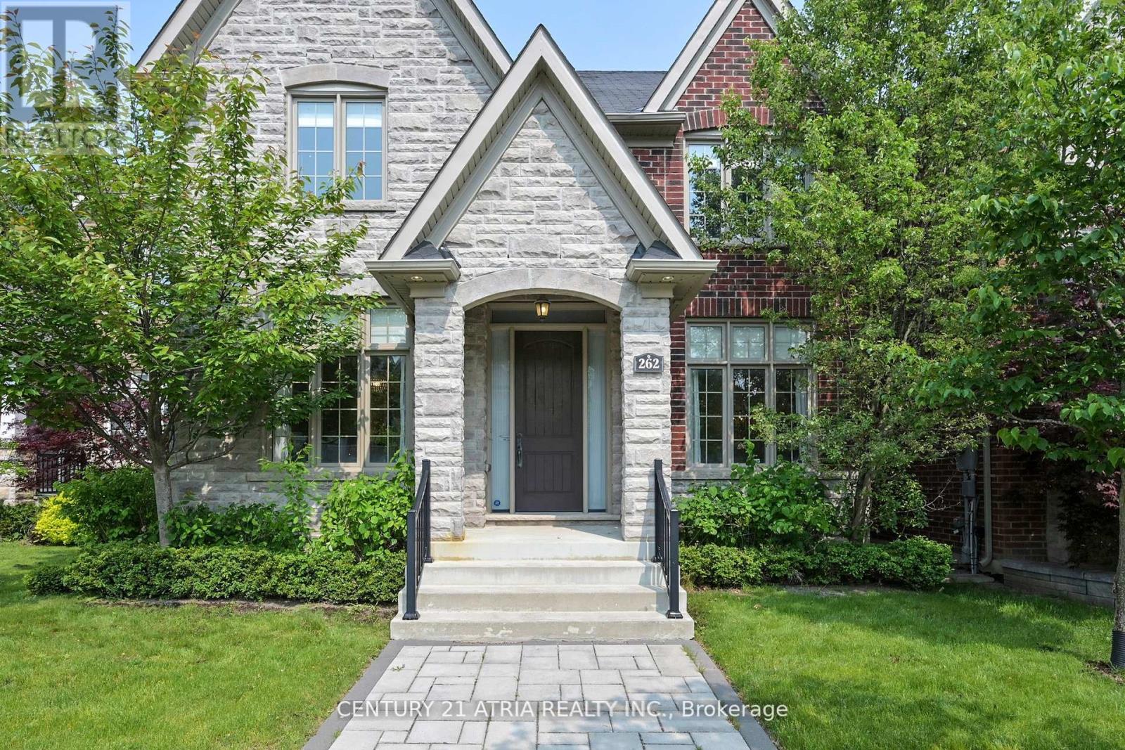 Property at 262 ANGUS GLEN BOULEVARD image 2
