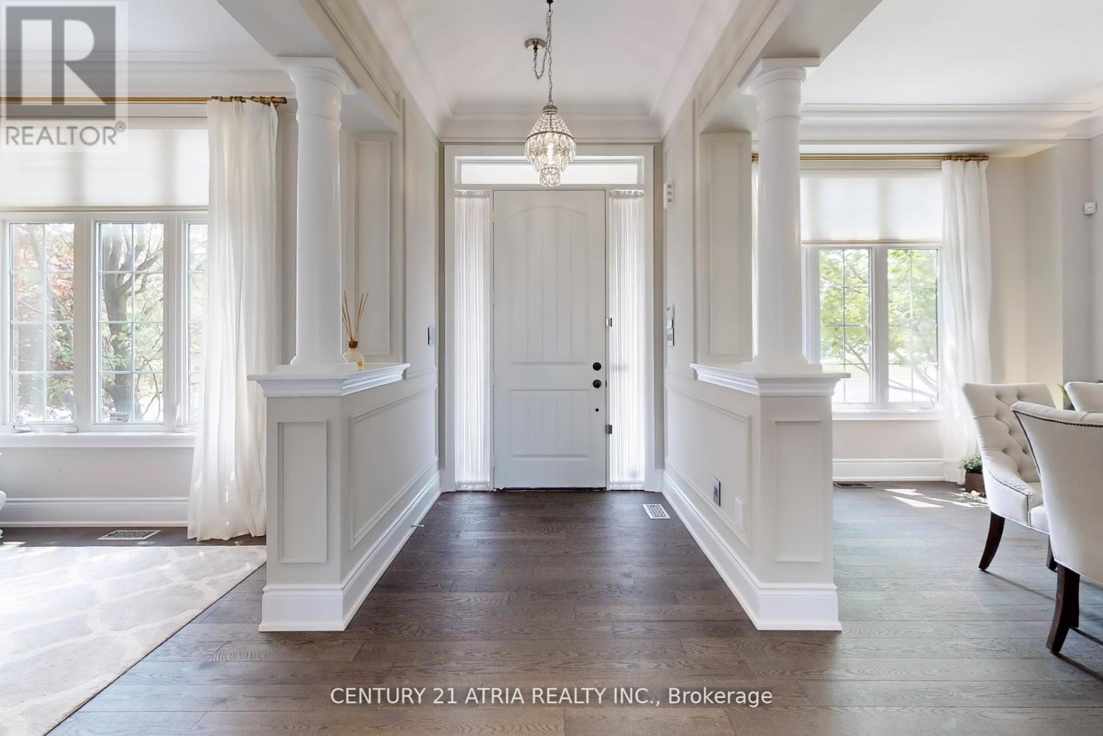 Property at 262 ANGUS GLEN BOULEVARD image 3