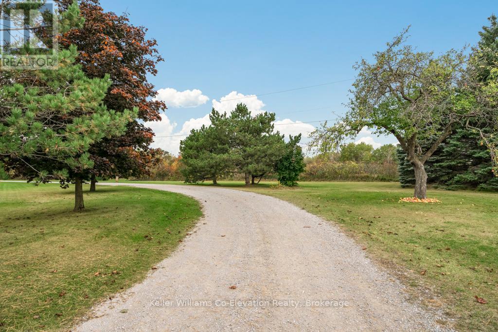 4060 10th Side Road, Bradford West Gwillimbury, Ontario  L3Z 3V2 - Photo 28 - N12276818