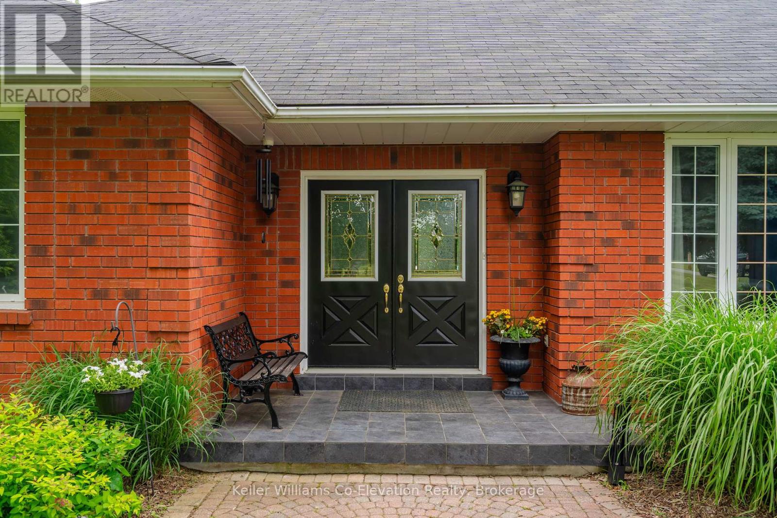 4060 10th Side Road, Bradford West Gwillimbury, Ontario  L3Z 3V2 - Photo 6 - N12276818