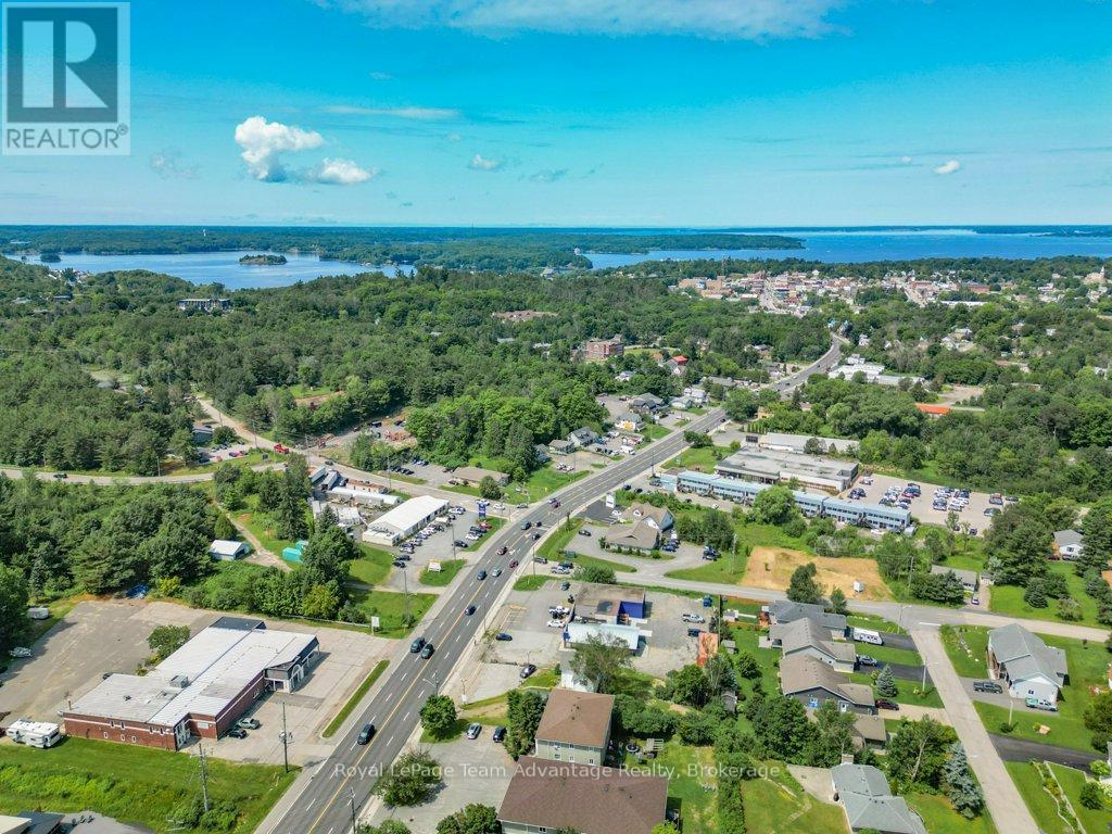 76 Bowes Street, Parry Sound, Ontario  P2A 2L7 - Photo 7 - X12276806