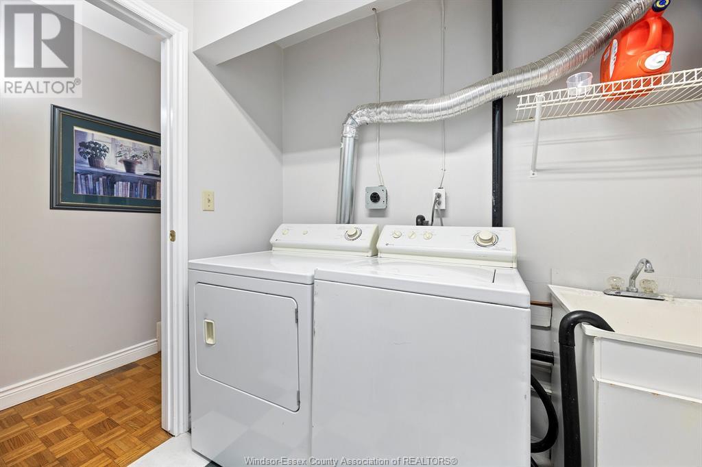 Property at 2475 CURRY image 3