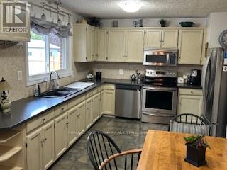 Property at 654 MYSTIC CRESCENT image 4