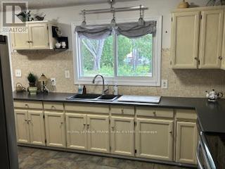 Property at 654 MYSTIC CRESCENT image 5