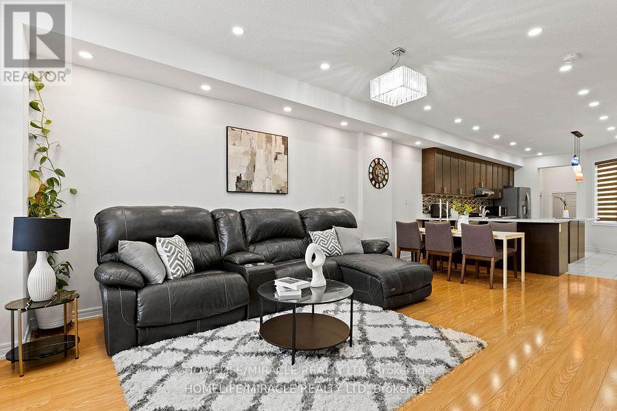 Property at 150 REMEMBRANCE ROAD image 5