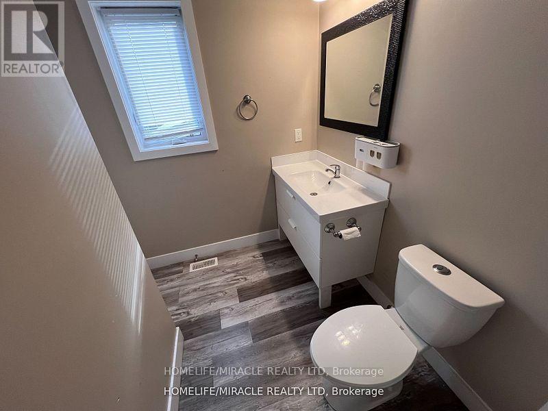 151 Agnes Street, Thames Centre, Ontario  N0M 2P0 - Photo 18 - X12276682