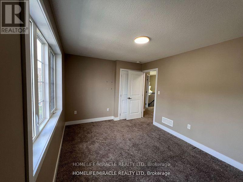 151 Agnes Street, Thames Centre, Ontario  N0M 2P0 - Photo 23 - X12276682