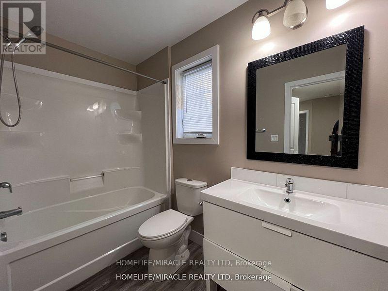151 Agnes Street, Thames Centre, Ontario  N0M 2P0 - Photo 25 - X12276682