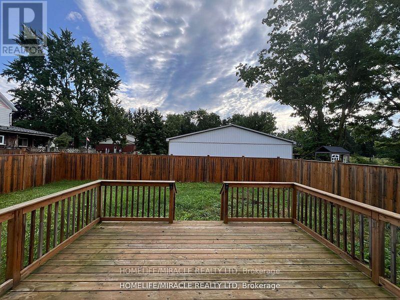 151 Agnes Street, Thames Centre, Ontario  N0M 2P0 - Photo 26 - X12276682