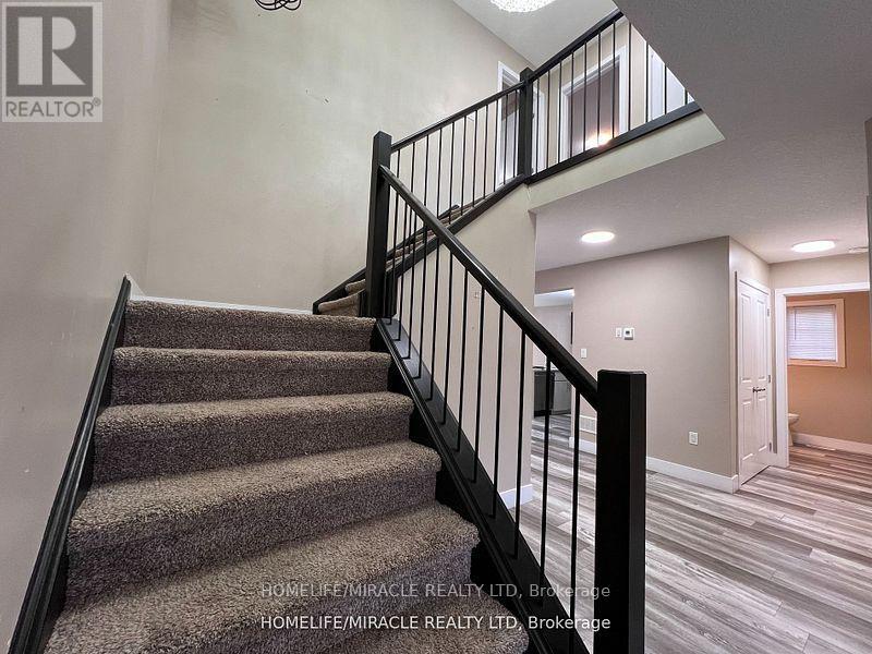 151 Agnes Street, Thames Centre, Ontario  N0M 2P0 - Photo 5 - X12276682
