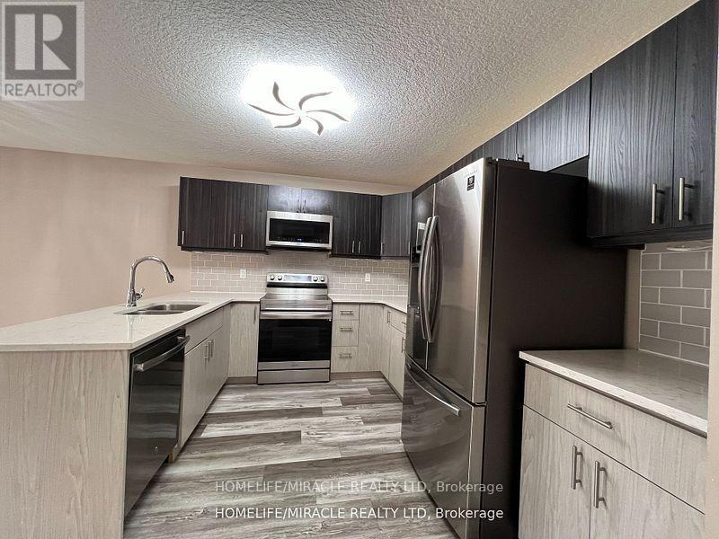 151 Agnes Street, Thames Centre, Ontario  N0M 2P0 - Photo 7 - X12276682