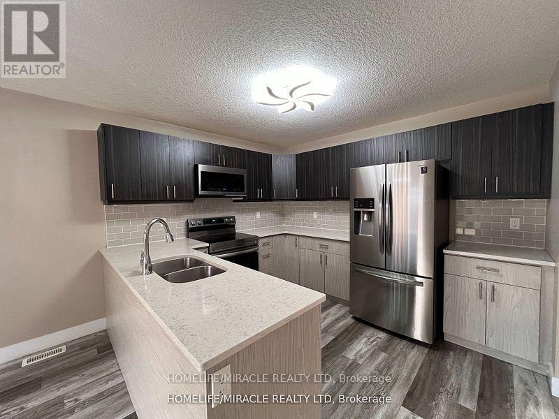 151 Agnes Street, Thames Centre, Ontario  N0M 2P0 - Photo 8 - X12276682