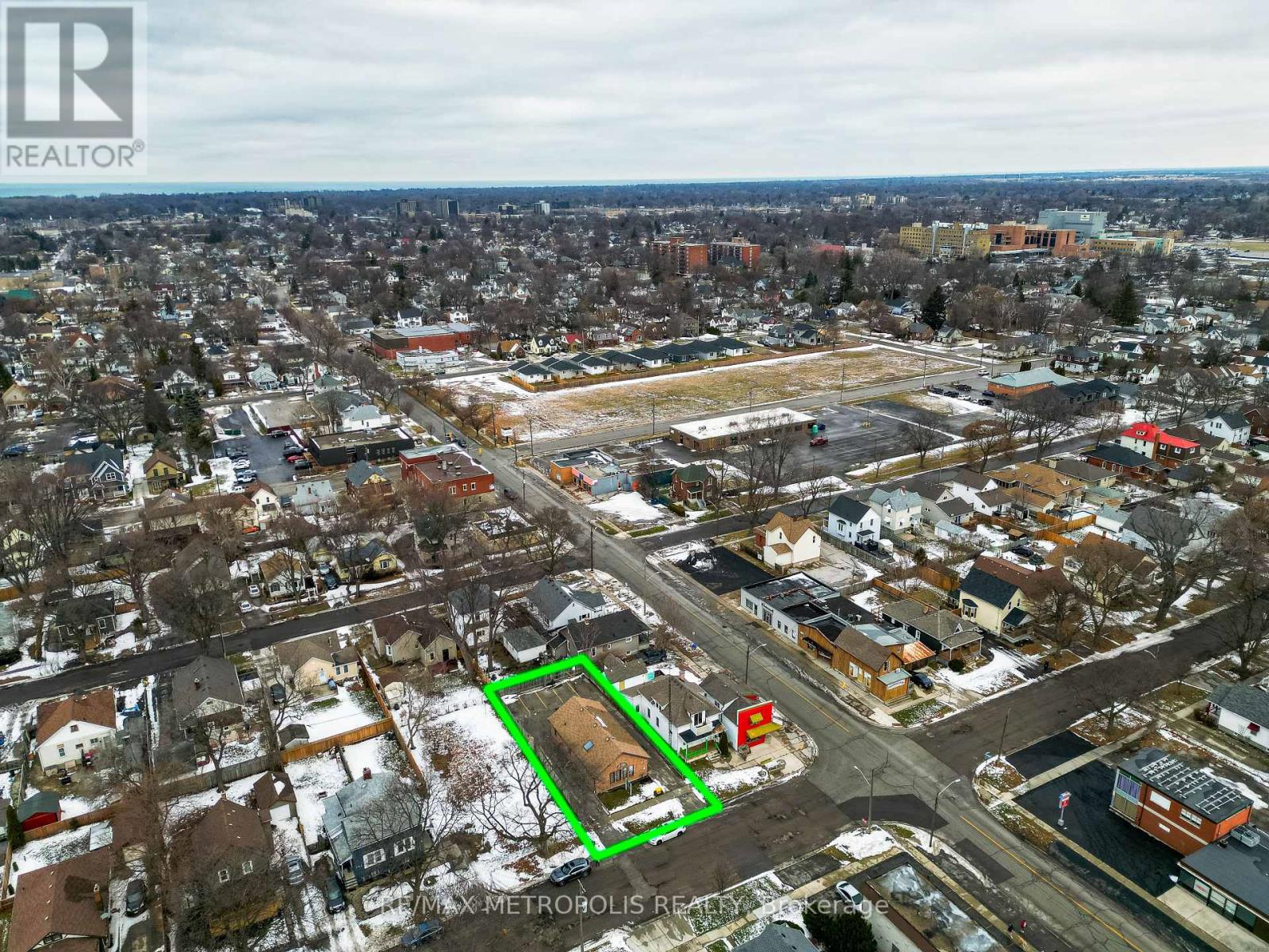 140 Cameron Street, Sarnia, Ontario  N7T 4V8 - Photo 28 - X12276732