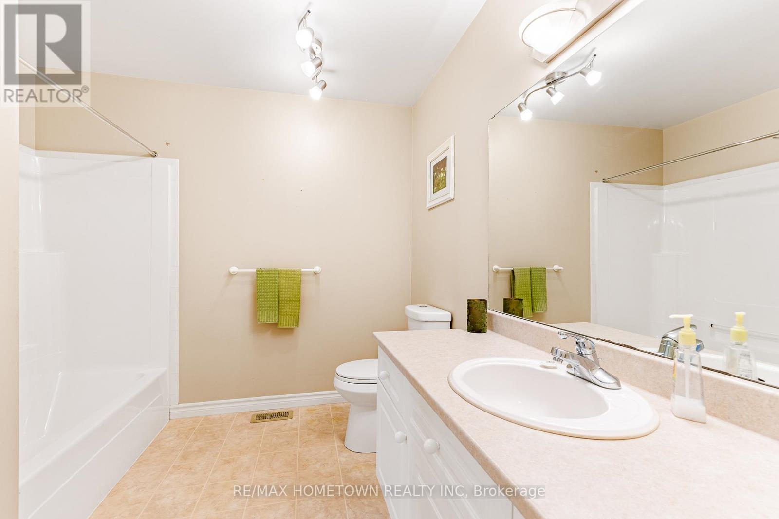 271 Beley Street, Brockville, Ontario  K6V 7M8 - Photo 19 - X12276808