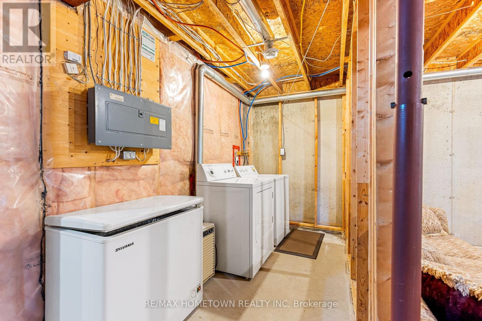 271 Beley Street, Brockville, Ontario  K6V 7M8 - Photo 24 - X12276808