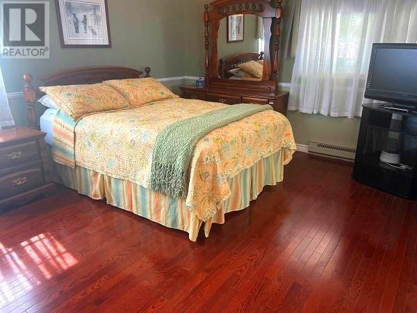 Property at 100 Brookfield Avenue image 4