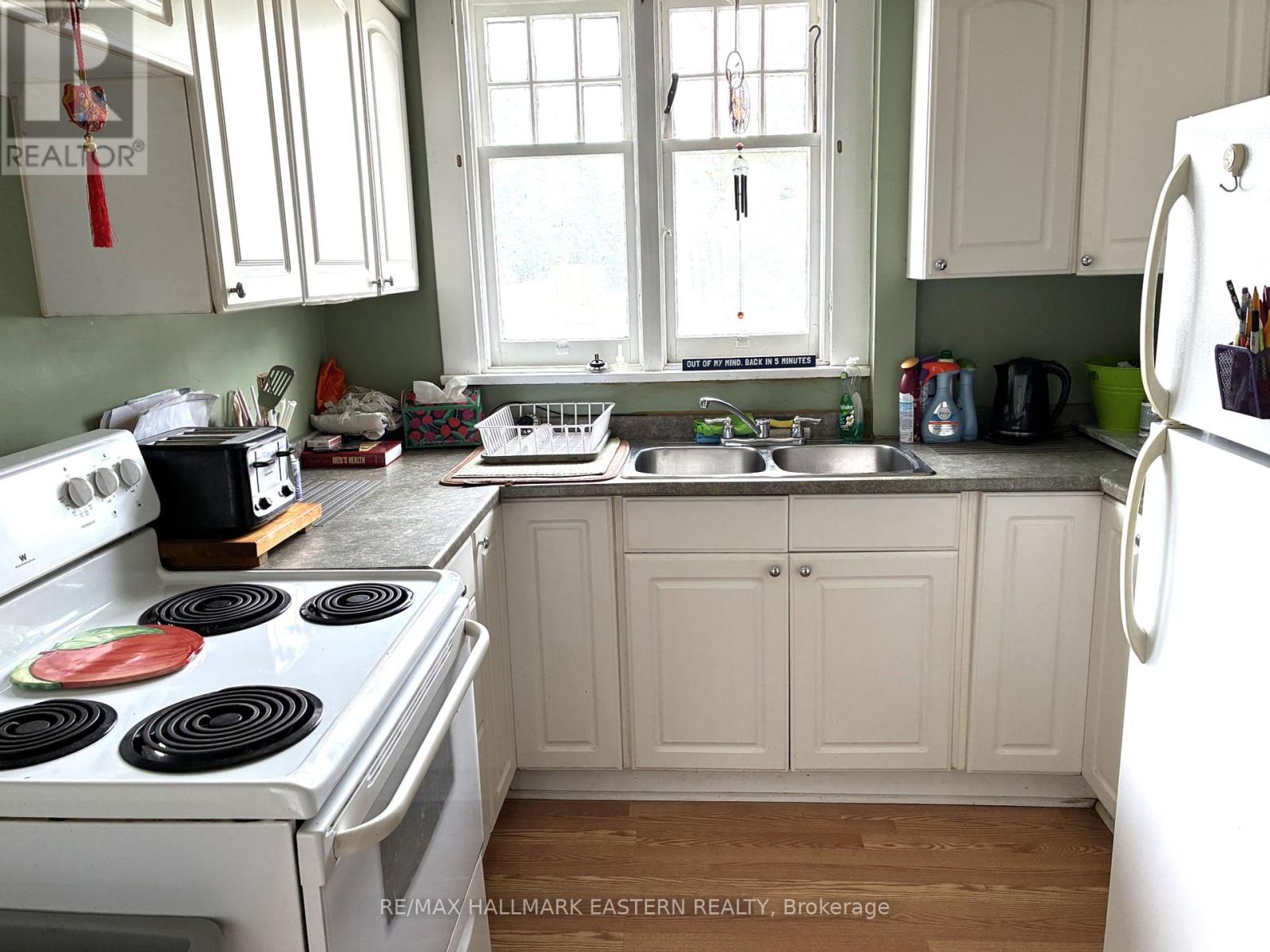 500 Romaine Street, Peterborough, Ontario  K9J 2C9 - Photo 9 - X12154425