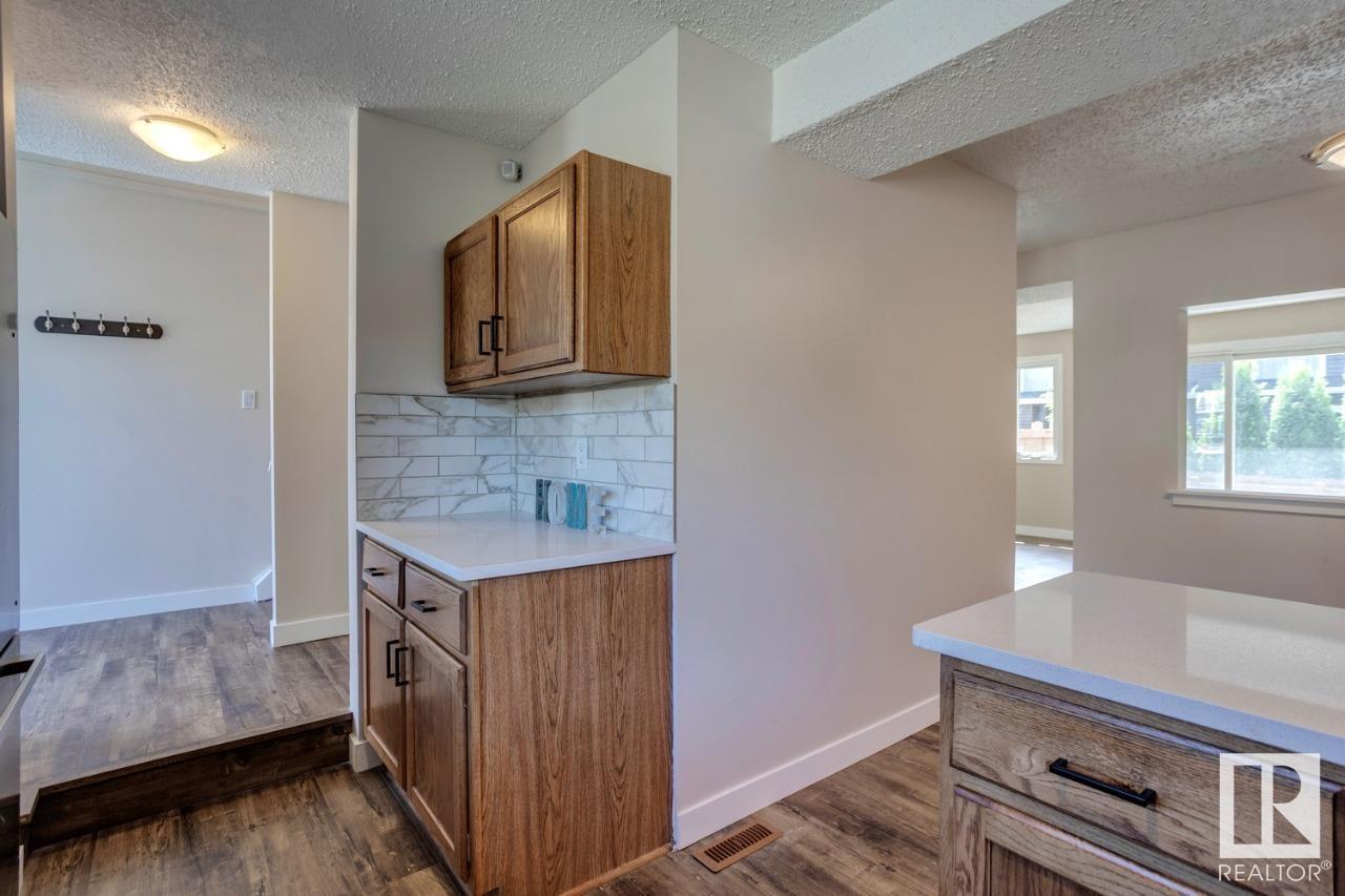 Property at #47 3115 119 ST NW image 3