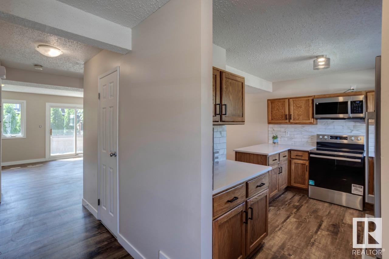Property at #47 3115 119 ST NW image 4
