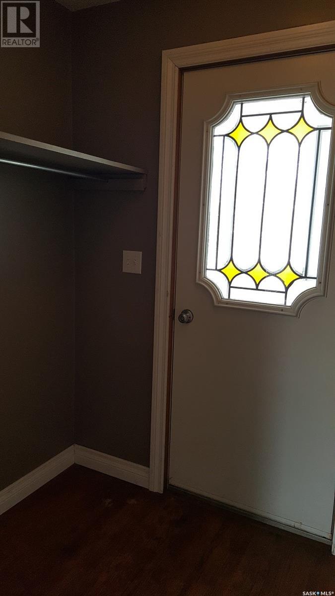 Property at 910 Isabelle STREET image 3