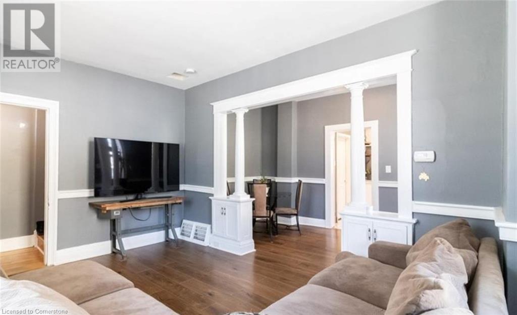 Property at 56-58 CAMBRIDGE Street image 4