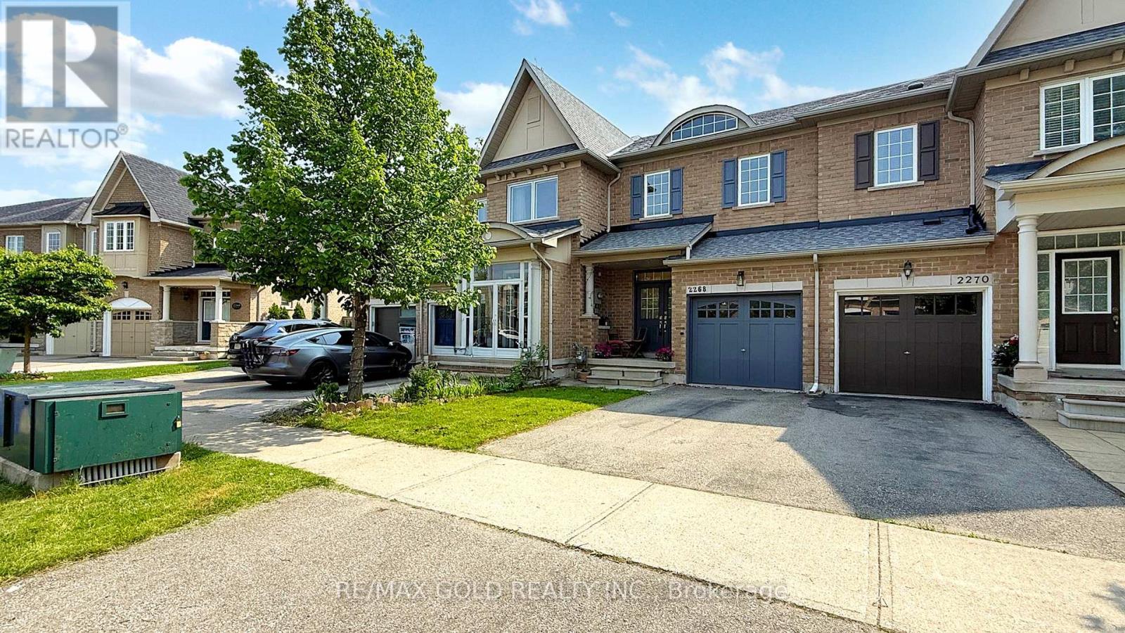 Property at 2268 STONE GLEN CRESCENT image 2