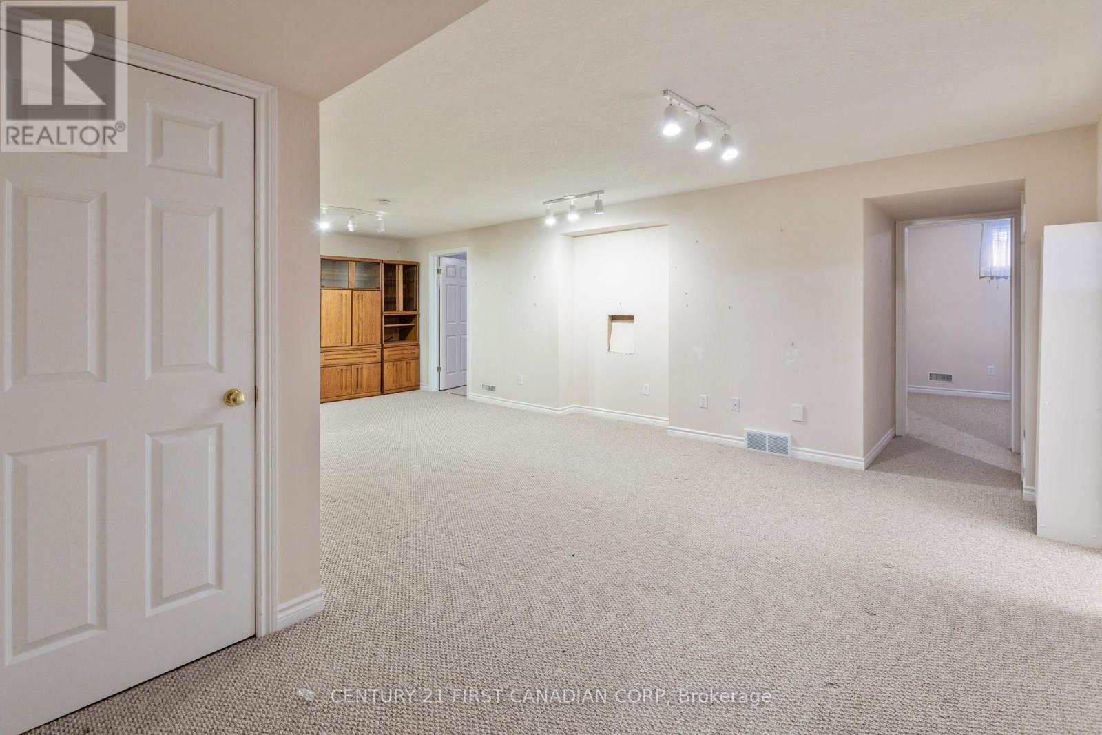 10 - 1241 Beaverbrook Avenue, London North, Ontario  N6H 5P1 - Photo 19 - X12276941
