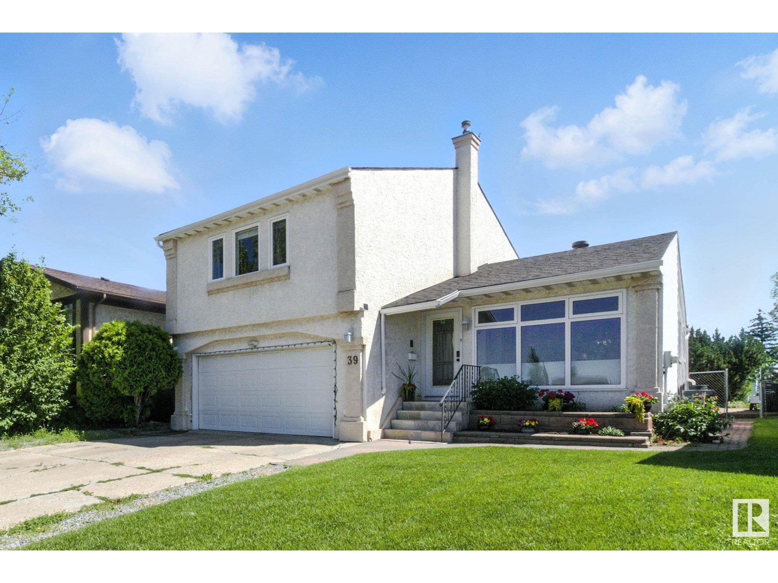 39 GRAND MEADOW CR NW, Edmonton, Alberta