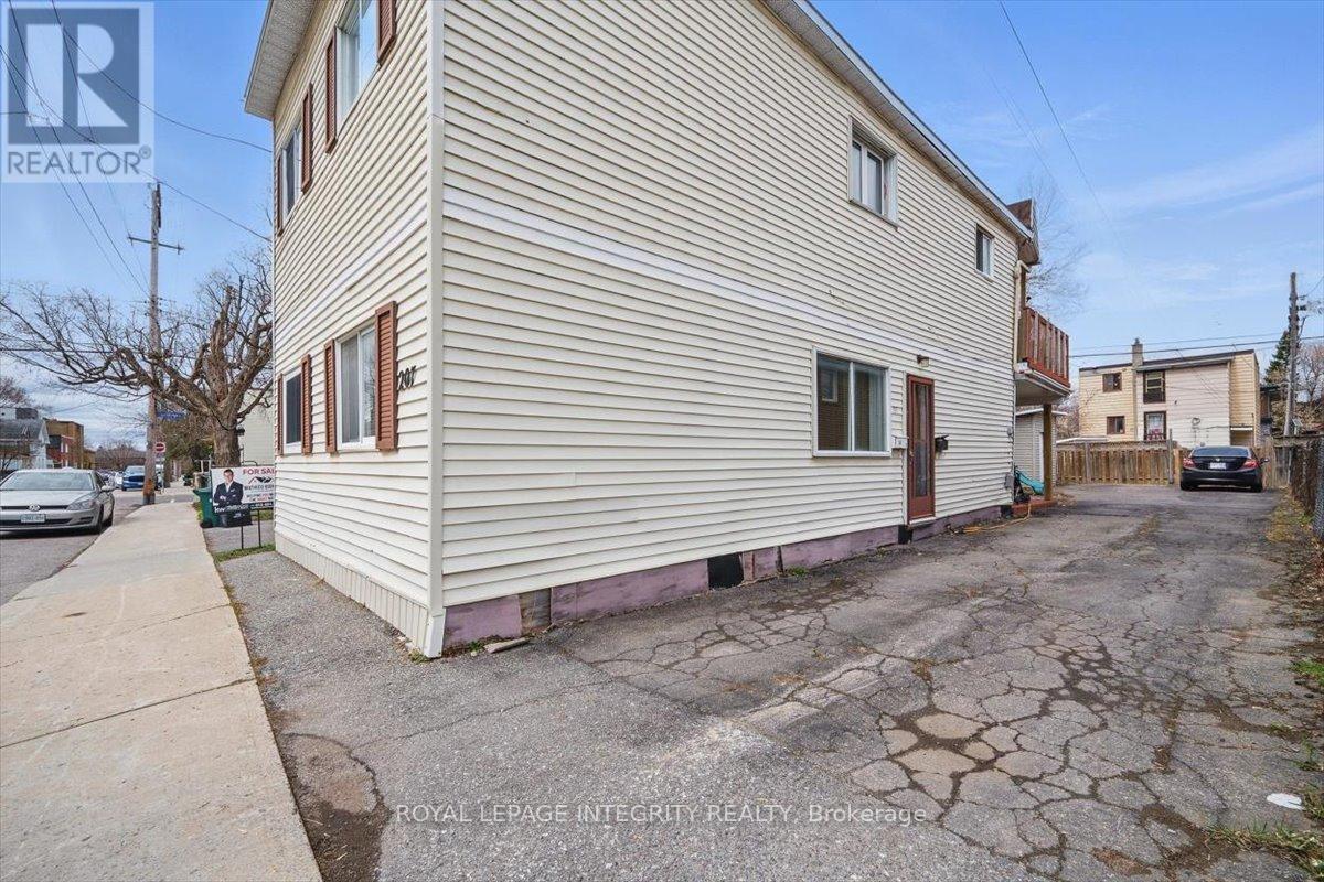 Property at 207 ETHEL STREET image 2