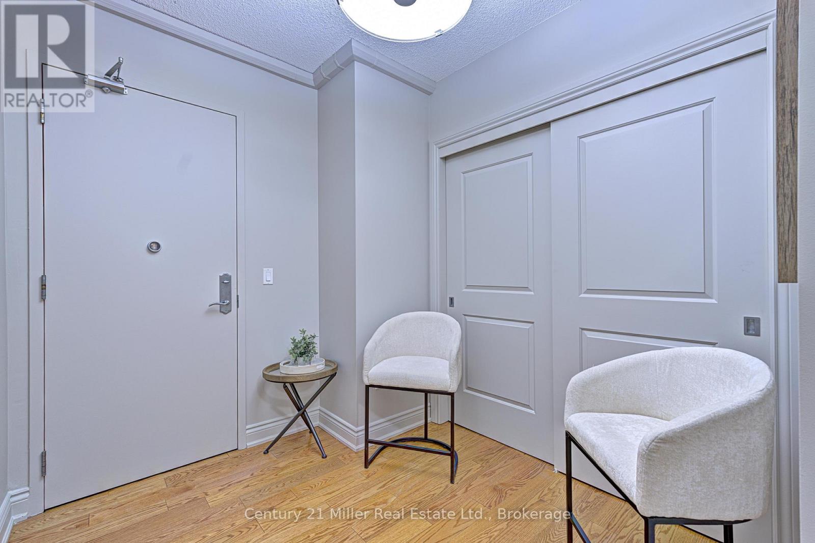 Property at 1202 - 1665 THE COLLEGEWAY image 2