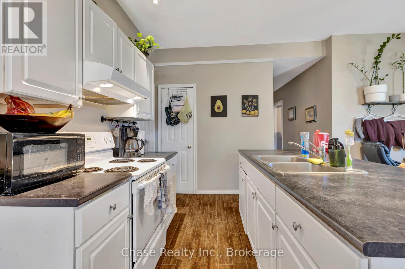1 Terrace Hill Street, Brantford, Ontario  N3R 1E8 - Photo 18 - X12276967