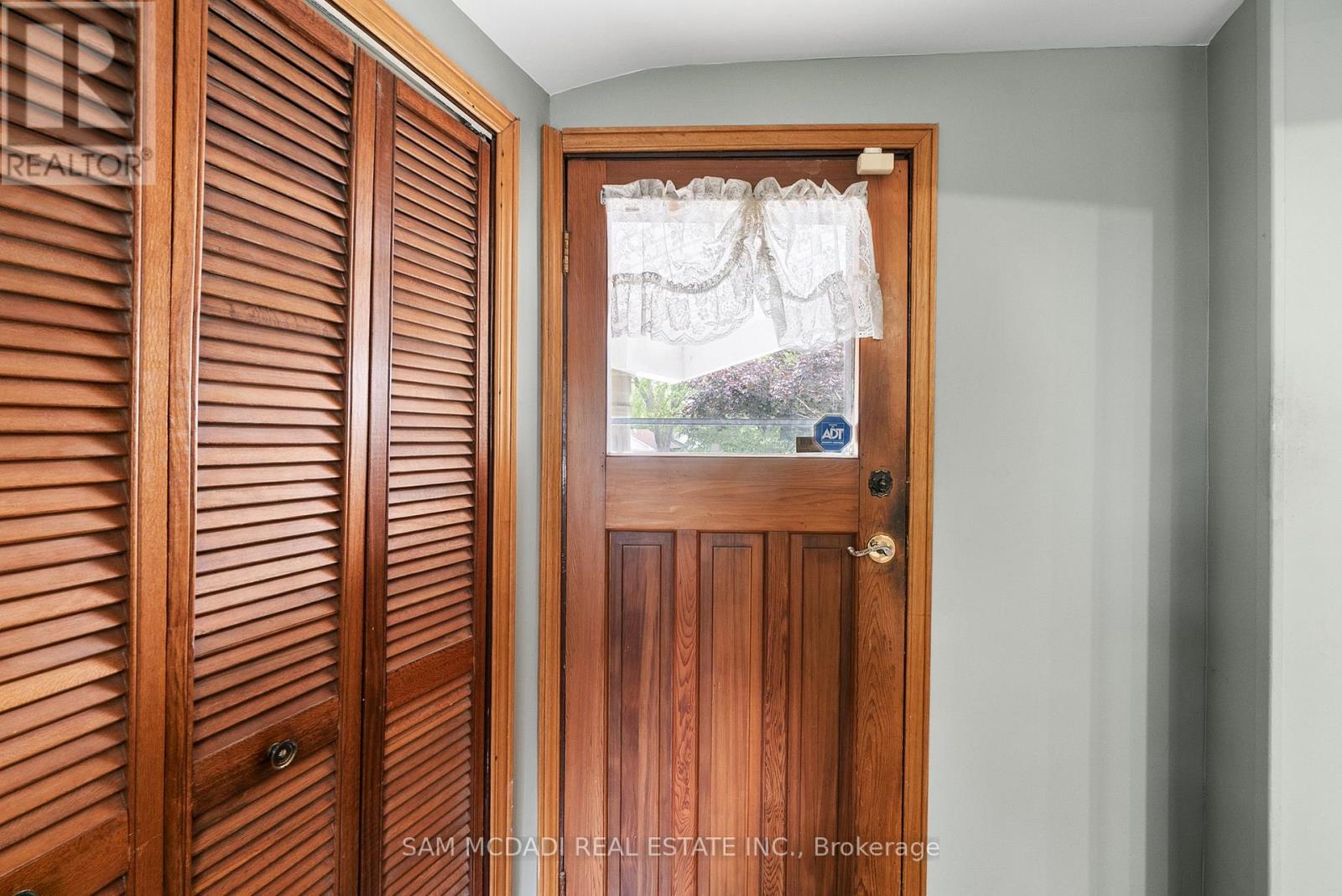 Property at 31 BEECH STREET image 2