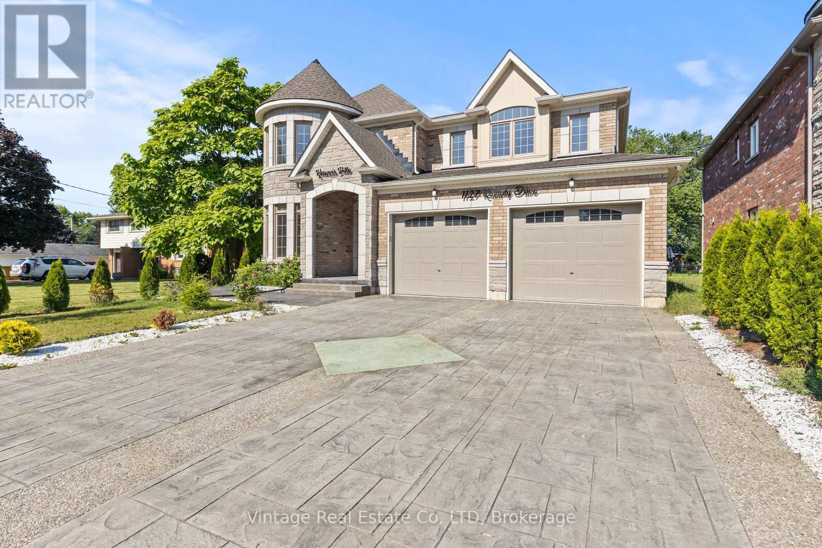 Property at 1127 KENNEDY DRIVE image 3