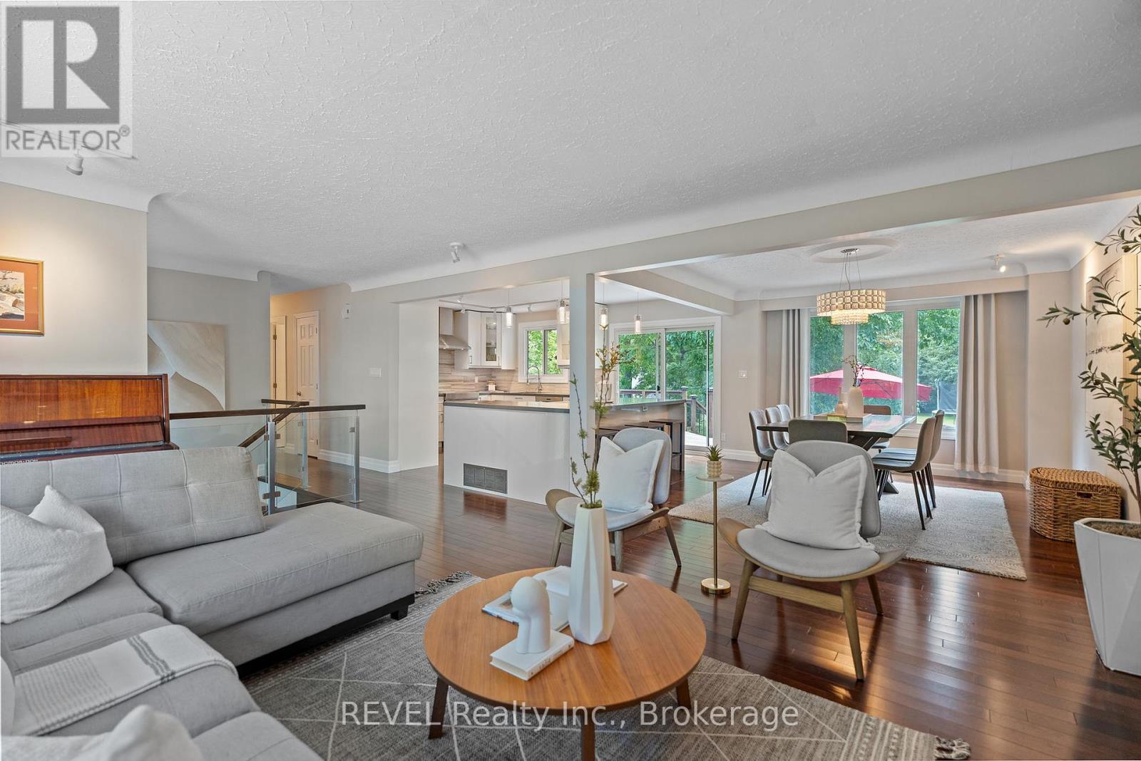 Property at 733 LINE 1 ROAD image 4