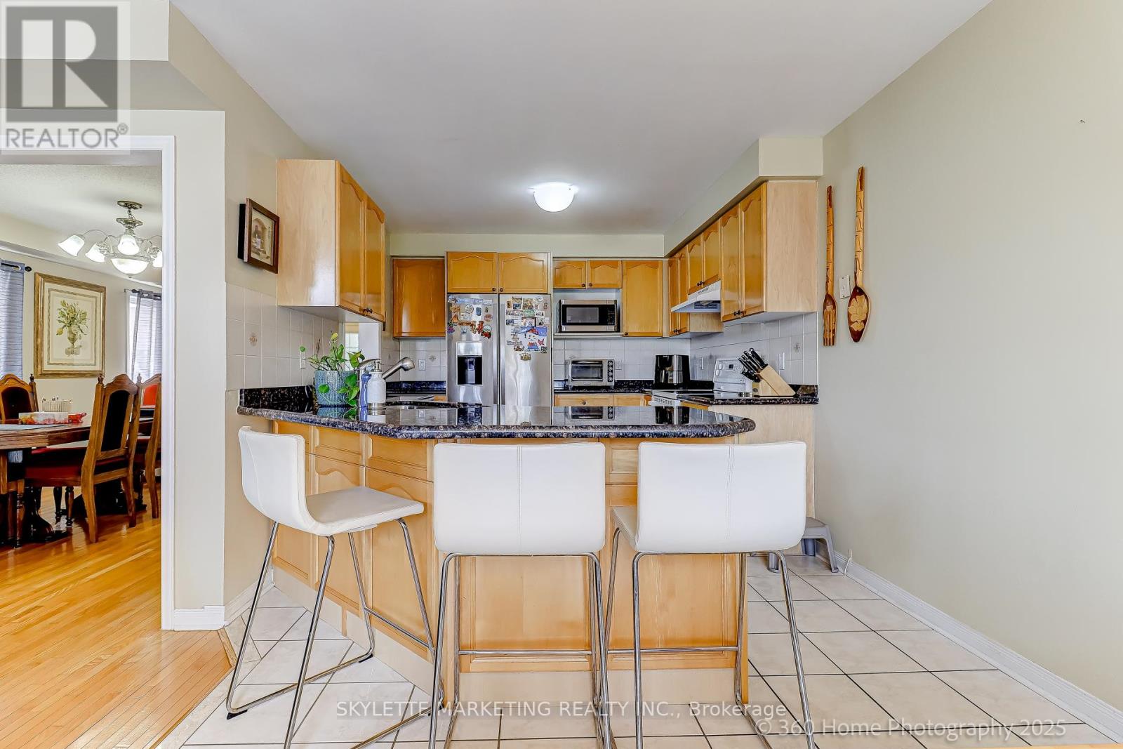 199 Kayla Crescent, Vaughan, Ontario  L6A 3P4 - Photo 11 - N12276826