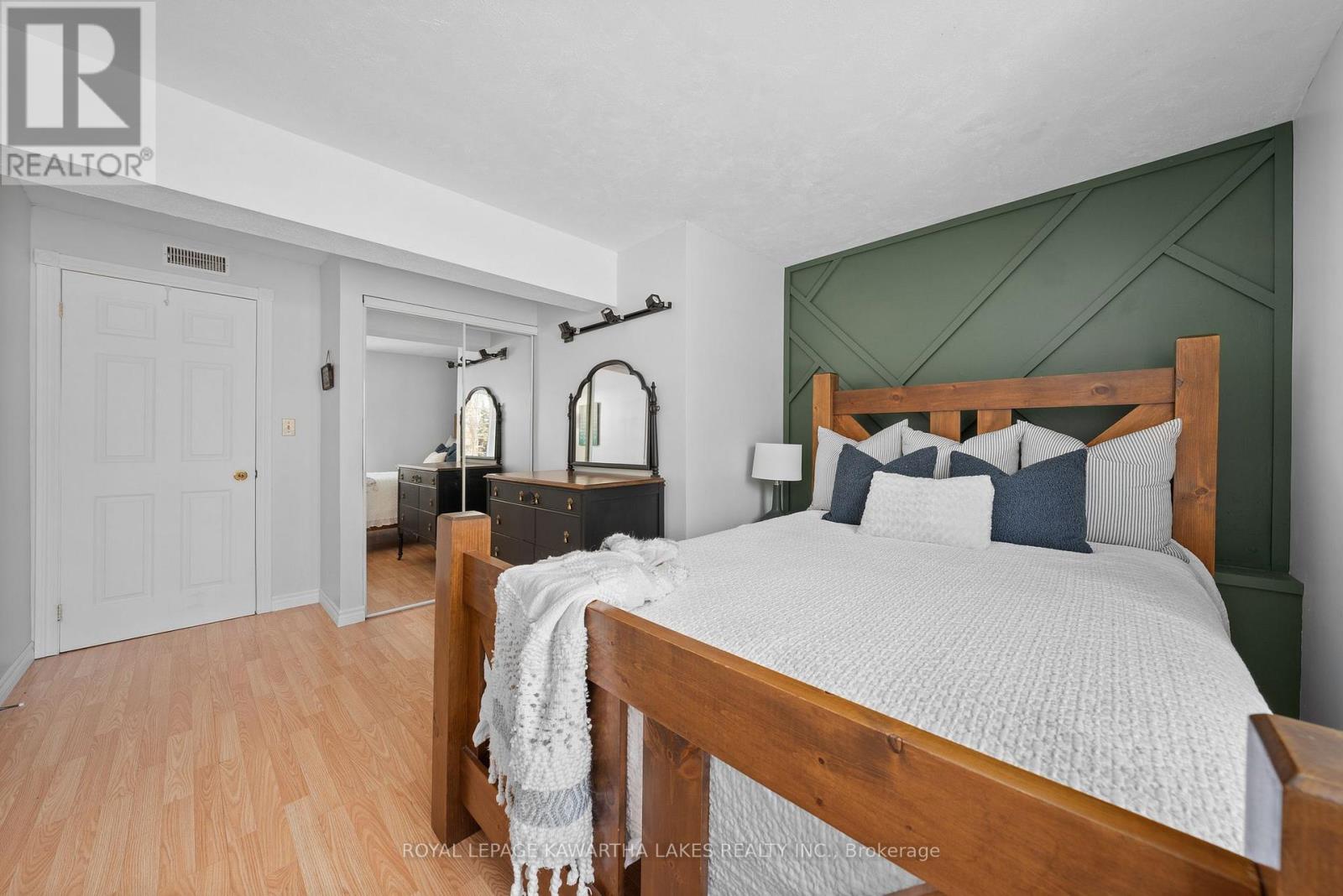 375 Snug Harbour Road, Kawartha Lakes (Fenelon), Ontario  K9V 4R6 - Photo 27 - X12276905