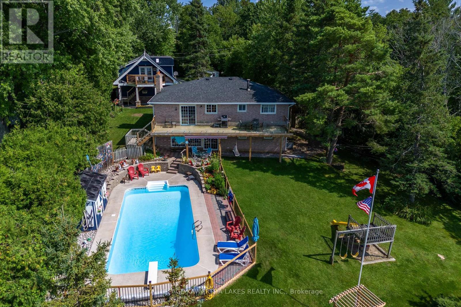 Property at 375 SNUG HARBOUR ROAD image 4