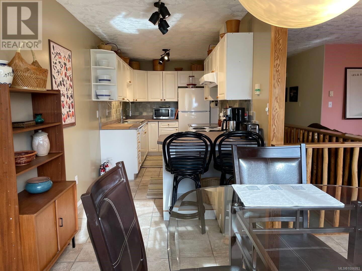 71a Orca Way, Alert Bay, British Columbia  V0N 1A0 - Photo 12 - 1006993