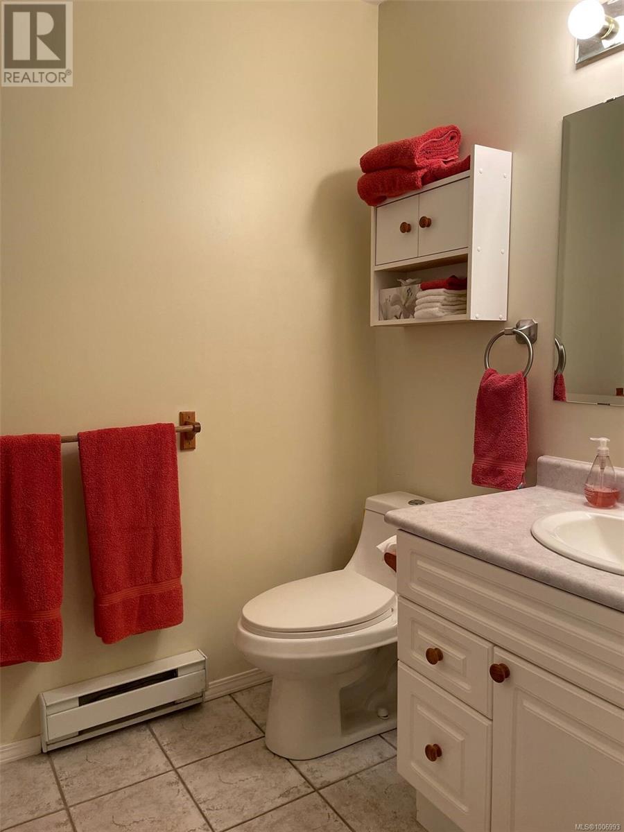 71a Orca Way, Alert Bay, British Columbia  V0N 1A0 - Photo 4 - 1006993