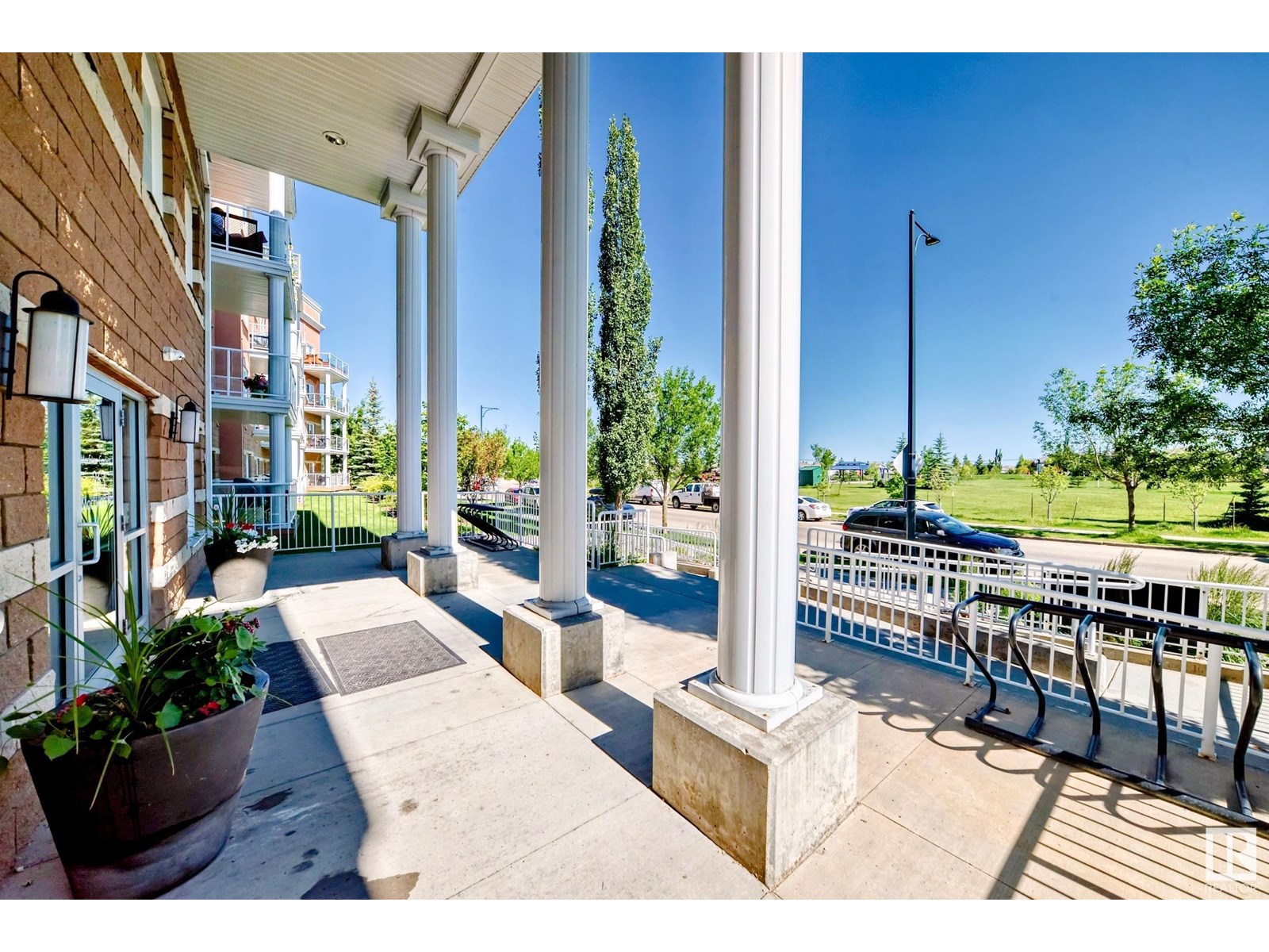 Property at #317 263 MACEWAN RD SW image 3