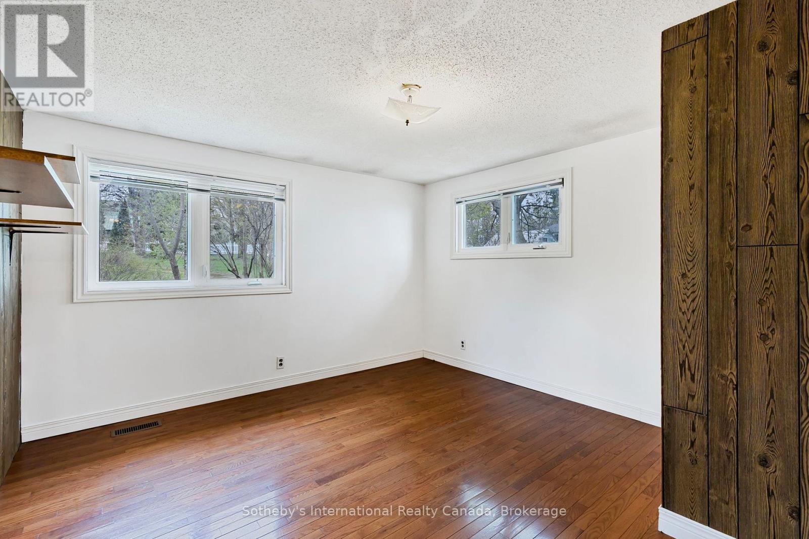 266 Port Hoover Road, Kawartha Lakes, Ontario  K0M 2C0 - Photo 16 - X12276953