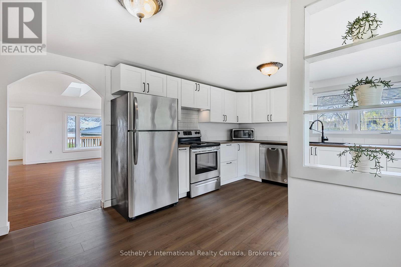 266 Port Hoover Road, Kawartha Lakes, Ontario  K0M 2C0 - Photo 11 - X12276953